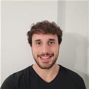 Graduado en matemáticas y física por la Universidad de Oviedo y con un máster en matemáticas y computación por la UC.